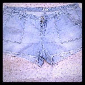 Old navy shortie shorts.